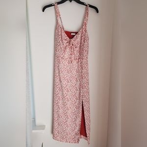 Aberombie & Fitch Floral red and white midi dress